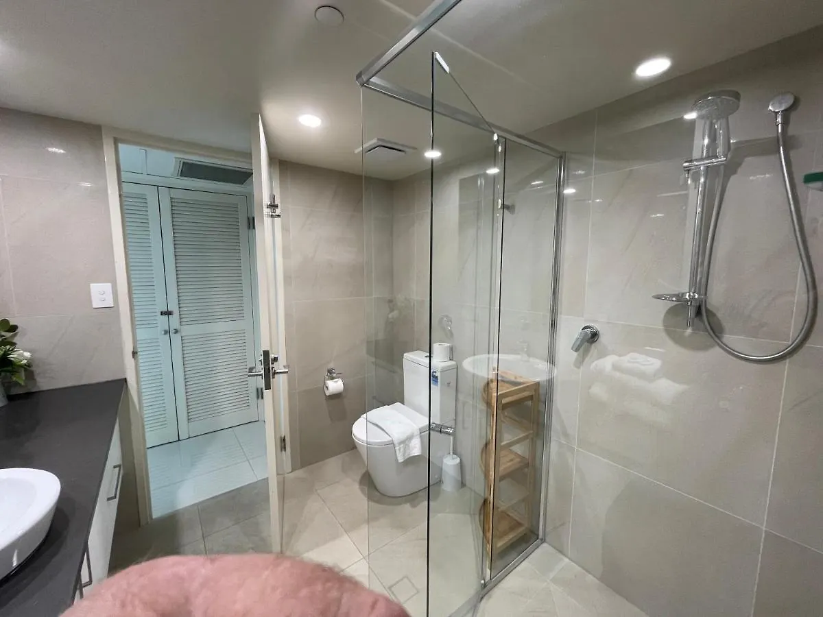 Apartment Mantra Resort 2 Bed Room 2 Bath 127M2 With Ocean View Gold Coast Australia